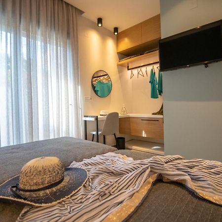 Lenico Seafront Villa Agia Pelagia  Bagian luar foto